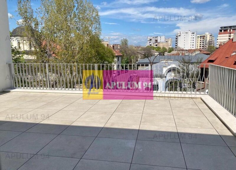 Apartament 4 camere 135mp + Terasa 55mp / Licurg 2 / Armeneasca